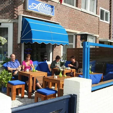 Albion Hotel 3*